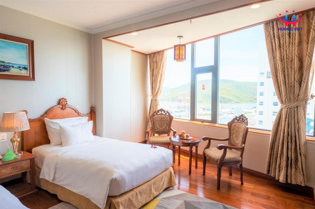 Huong Viet Hotel Quy Nhon - Beachfront מראה חיצוני תמונה