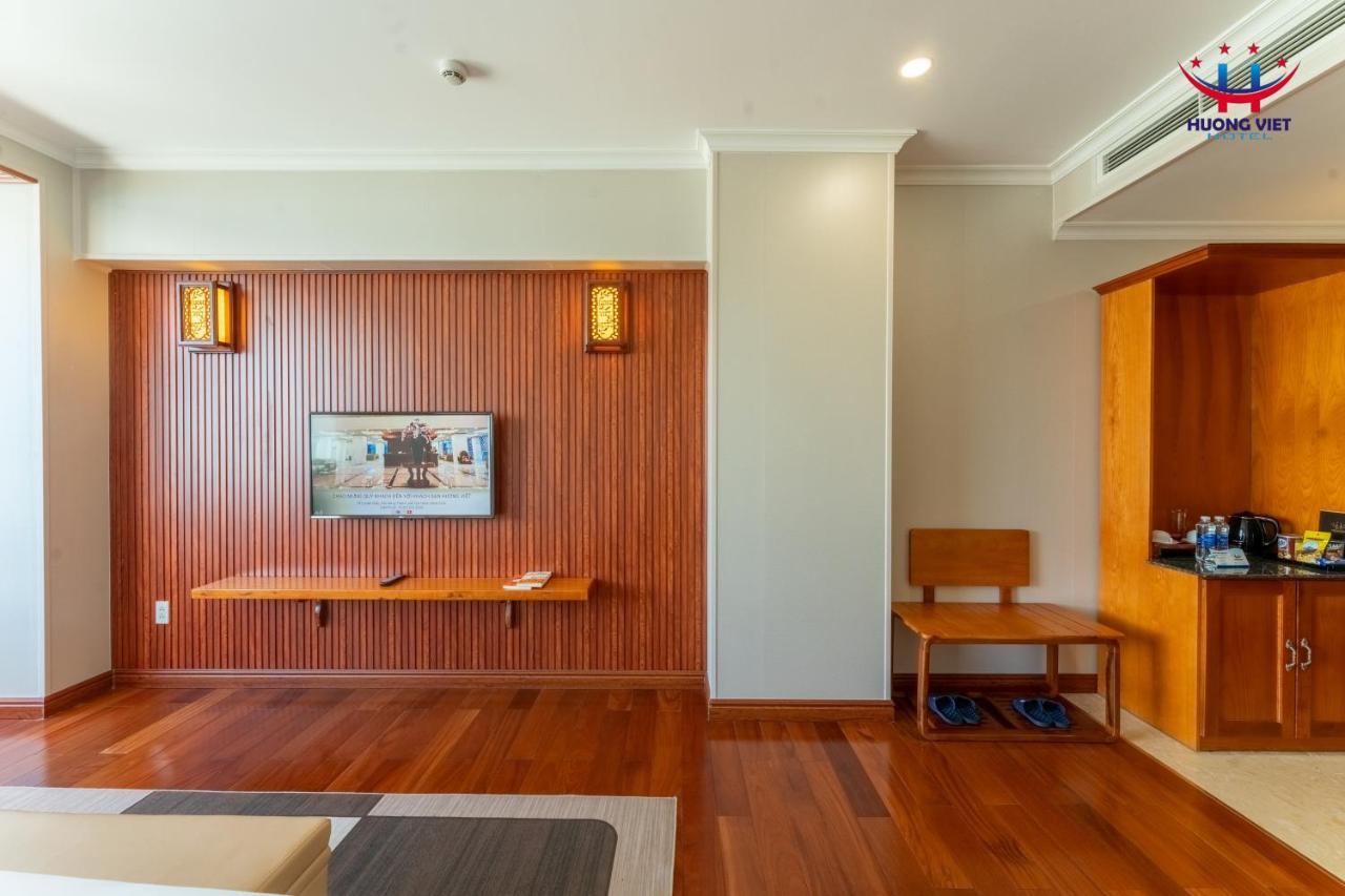 Huong Viet Hotel Quy Nhon - Beachfront מראה חיצוני תמונה