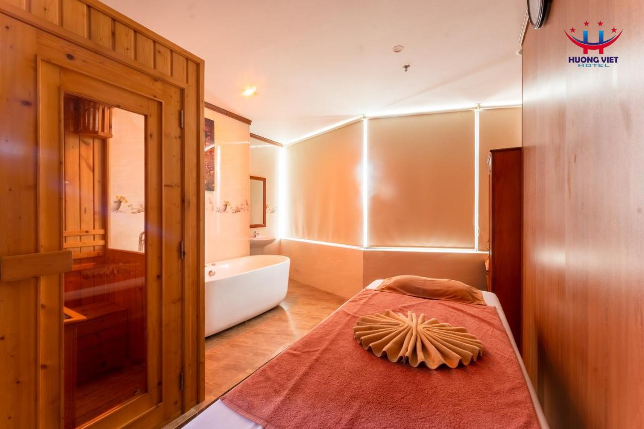 Huong Viet Hotel Quy Nhon - Beachfront מראה חיצוני תמונה